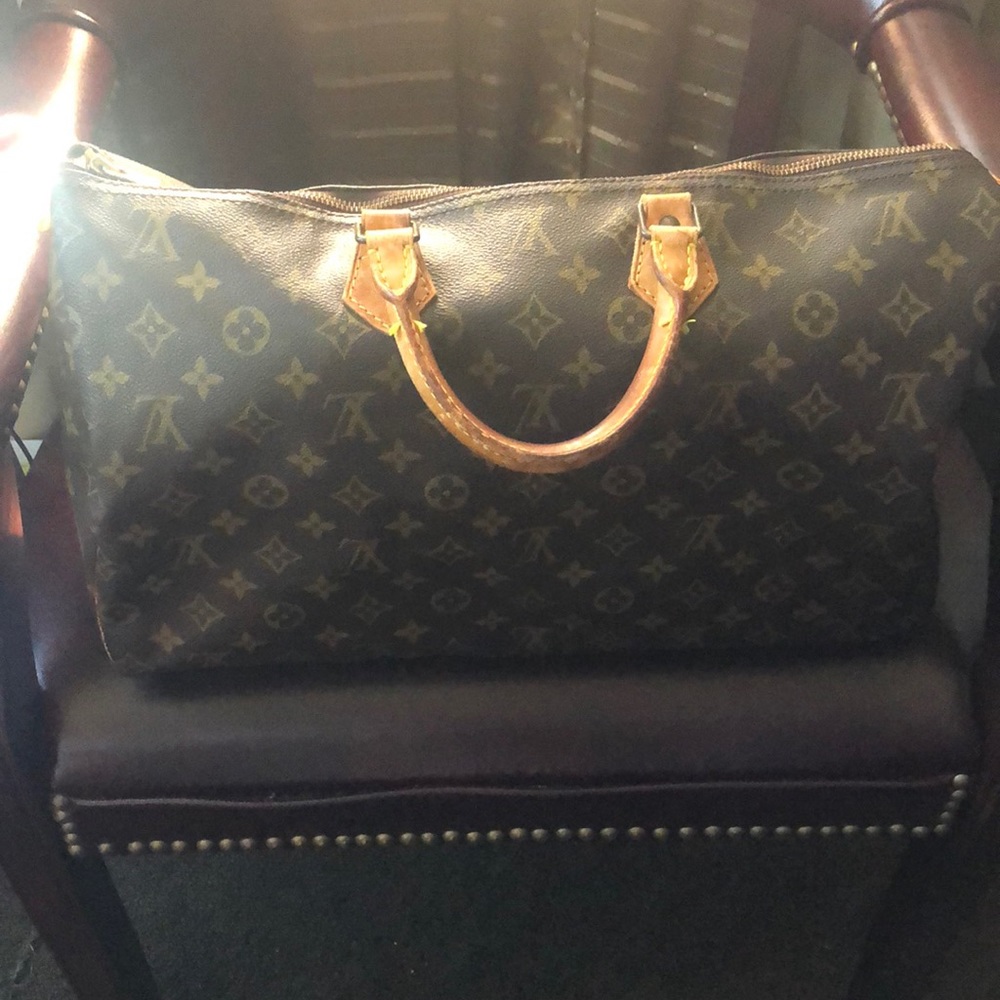 Louis Vuitton 40 Speedy